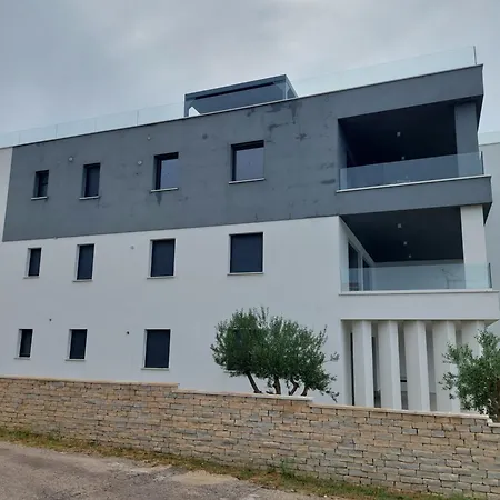 Traumwohnung Direkt Am * Sukošan