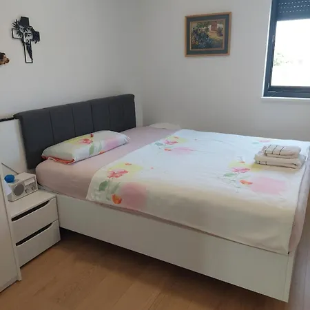 Appartement Traumwohnung Direkt Am Sukošan